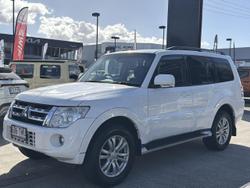 2014 Mitsubishi Pajero VR-X