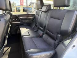 2014 Mitsubishi Pajero VR-X