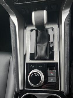 2024 Mitsubishi Pajero Sport Exceed