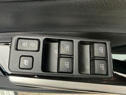 2023 Mitsubishi Pajero Sport GLX