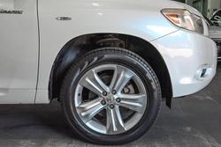 2010 Toyota Kluger Grande GSU45R AWD Crystal Pearl