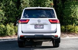 2024 Toyota Landcruiser GXL