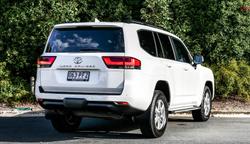 2024 Toyota Landcruiser GXL
