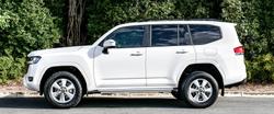 2024 Toyota Landcruiser GXL