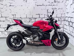 Ducati Streetfighter V2