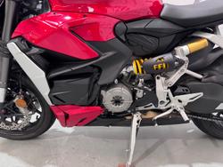 2023 Ducati Streetfighter V2 Streetfighter Red