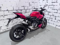 2023 Ducati Streetfighter V2 Streetfighter Red