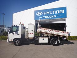 2016 HINO 300 917