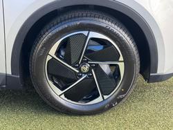 2025 MG MGS5 EV Essence 62