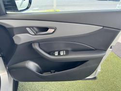 2025 MG MGS5 EV Essence 62