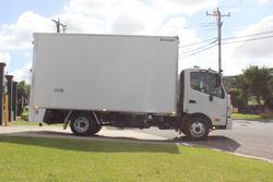 2022 Hino 300 Series 616 WHITE