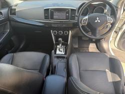 2017 Mitsubishi Lancer LS
