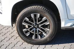 2020 Mitsubishi Pajero Sport Exceed