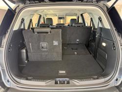 2025 Ford Everest Ambiente