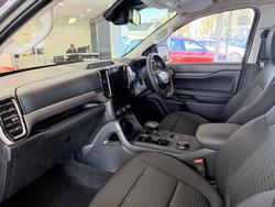 2025 Ford Everest Ambiente
