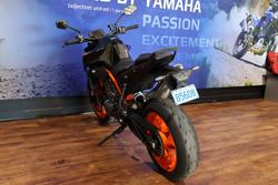 2023 Ktm 890 DUKE R Black