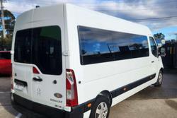 2018 Renault Master X62 Glacier White