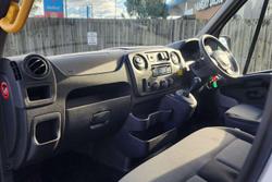 2018 Renault Master X62 Glacier White