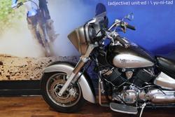 2006 Yamaha XVS1100 V-STAR CUSTOM Silver