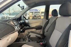 2013 Mitsubishi Triton GL-R