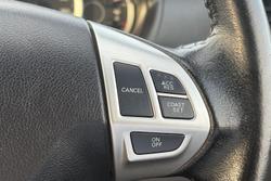 2013 Mitsubishi Triton GL-R