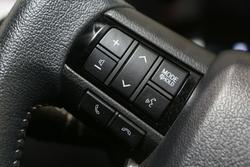 2024 Toyota Hilux SR5