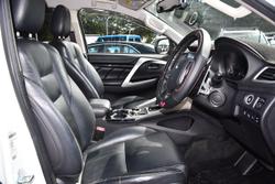 2017 Mitsubishi Pajero Sport Exceed