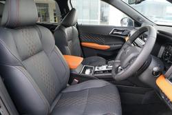 2025 Mitsubishi Outlander PHEV Exceed Tourer