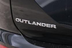 2025 Mitsubishi Outlander PHEV GSR