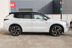 2025 Mitsubishi Outlander PHEV Exceed Tourer