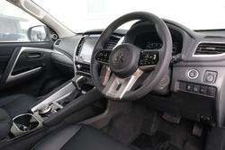 2025 Mitsubishi Pajero Sport Exceed