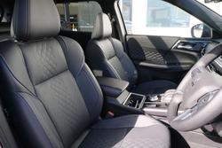 2025 Mitsubishi Outlander PHEV GSR