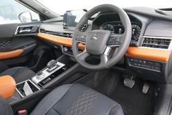 2025 Mitsubishi Outlander PHEV Exceed Tourer