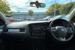 2016 Mitsubishi Outlander LS