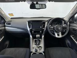 2025 Mitsubishi Pajero Sport GLS