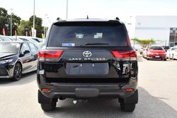 2024 Toyota Landcruiser VX