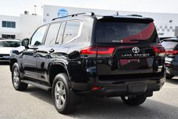 2024 Toyota Landcruiser VX