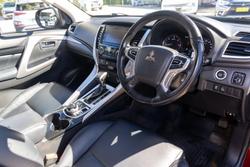 2016 Mitsubishi Pajero Sport GLS