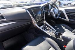 2016 Mitsubishi Pajero Sport GLS