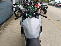 2024 Kawasaki NINJA 500 White
