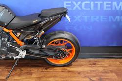 2020 Ktm 890 DUKE R Black