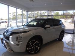 2024 Mitsubishi Outlander Exceed Tourer