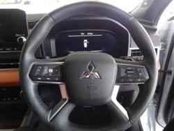 2024 Mitsubishi Outlander Exceed Tourer