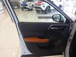 2024 Mitsubishi Outlander Exceed Tourer