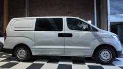 2020 Hyundai iLoad TQ4 MY21 Creamy White