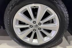 2012 Toyota Kluger Grande GSU45R MY12 AWD Silver Pearl