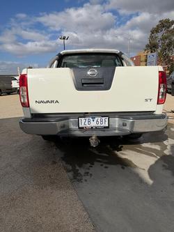 2013 Nissan Navara ST D40 Series 6 4X4 Dual Range Arctic White