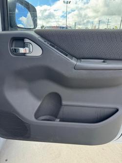 2013 Nissan Navara ST D40 Series 6 4X4 Dual Range Arctic White
