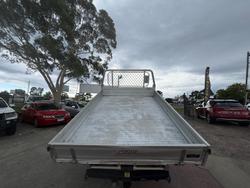 2015 Toyota Hilux Workmate TGN121R 4x2 Glacier White