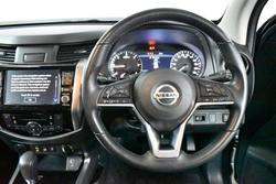 2021 Nissan Navara ST-X